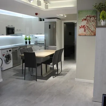 22 Avenida De Pueblos