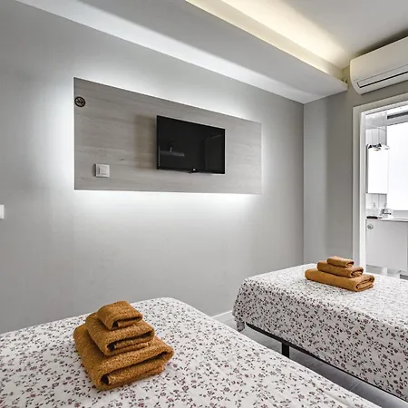 Apartment 22 Avenida De Pueblos *